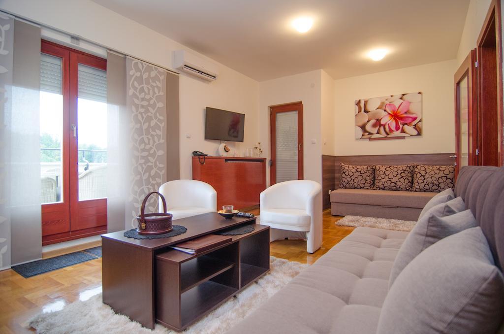 Apartments Biser Vrnjačka Banja 객실 사진